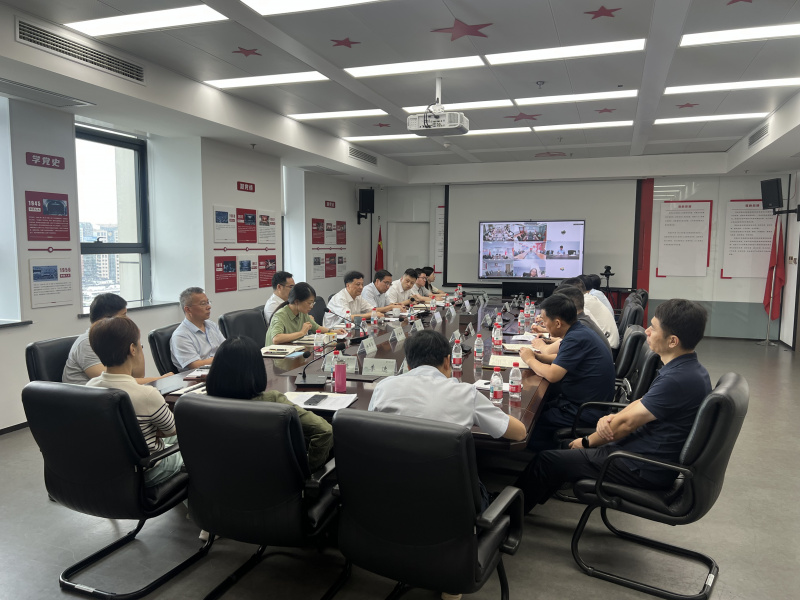 1752033199788788gKqb.jpg 采購會(huì)議照片.jpg