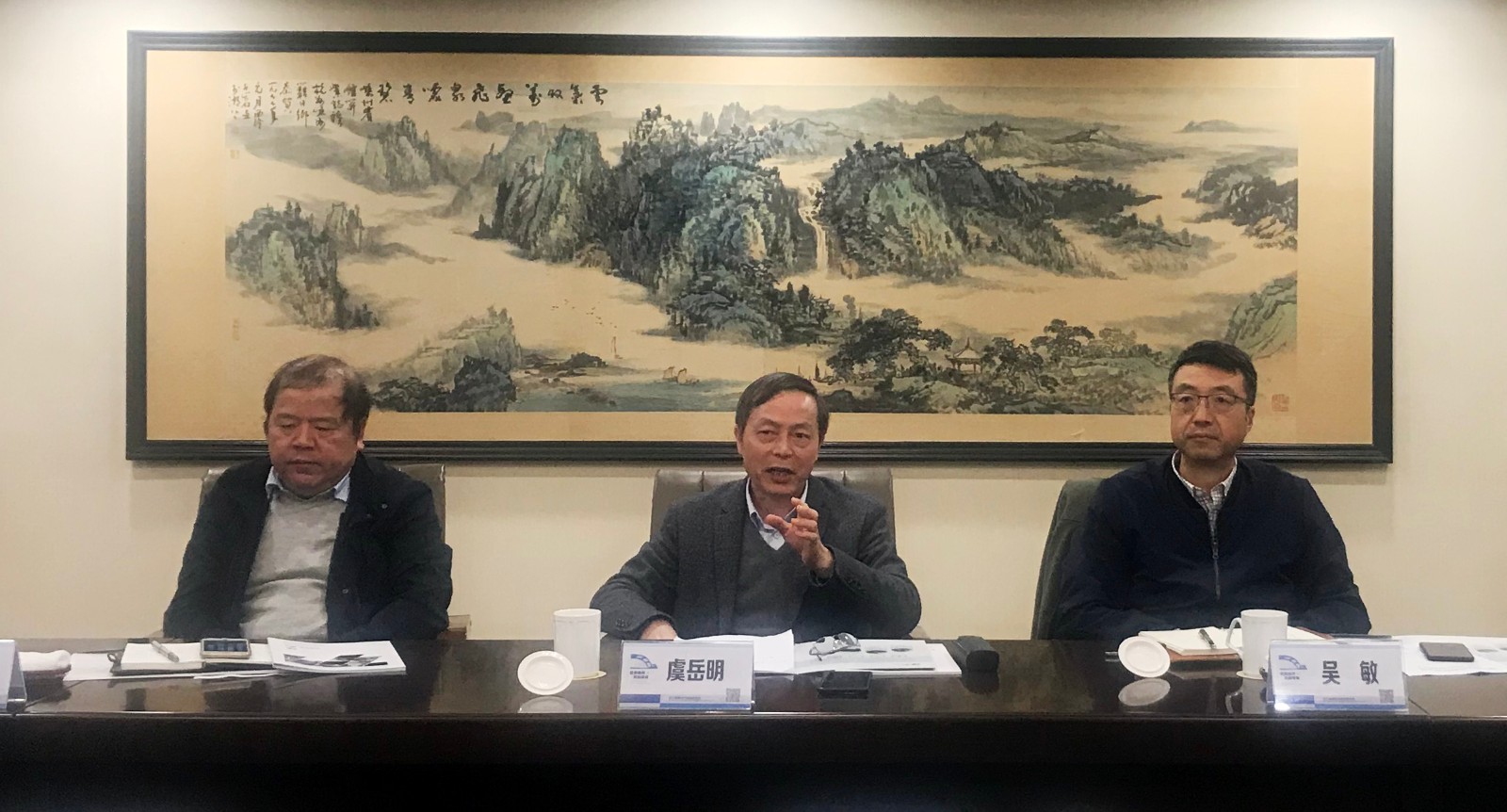 1542968963589399.jpg 13.jpg