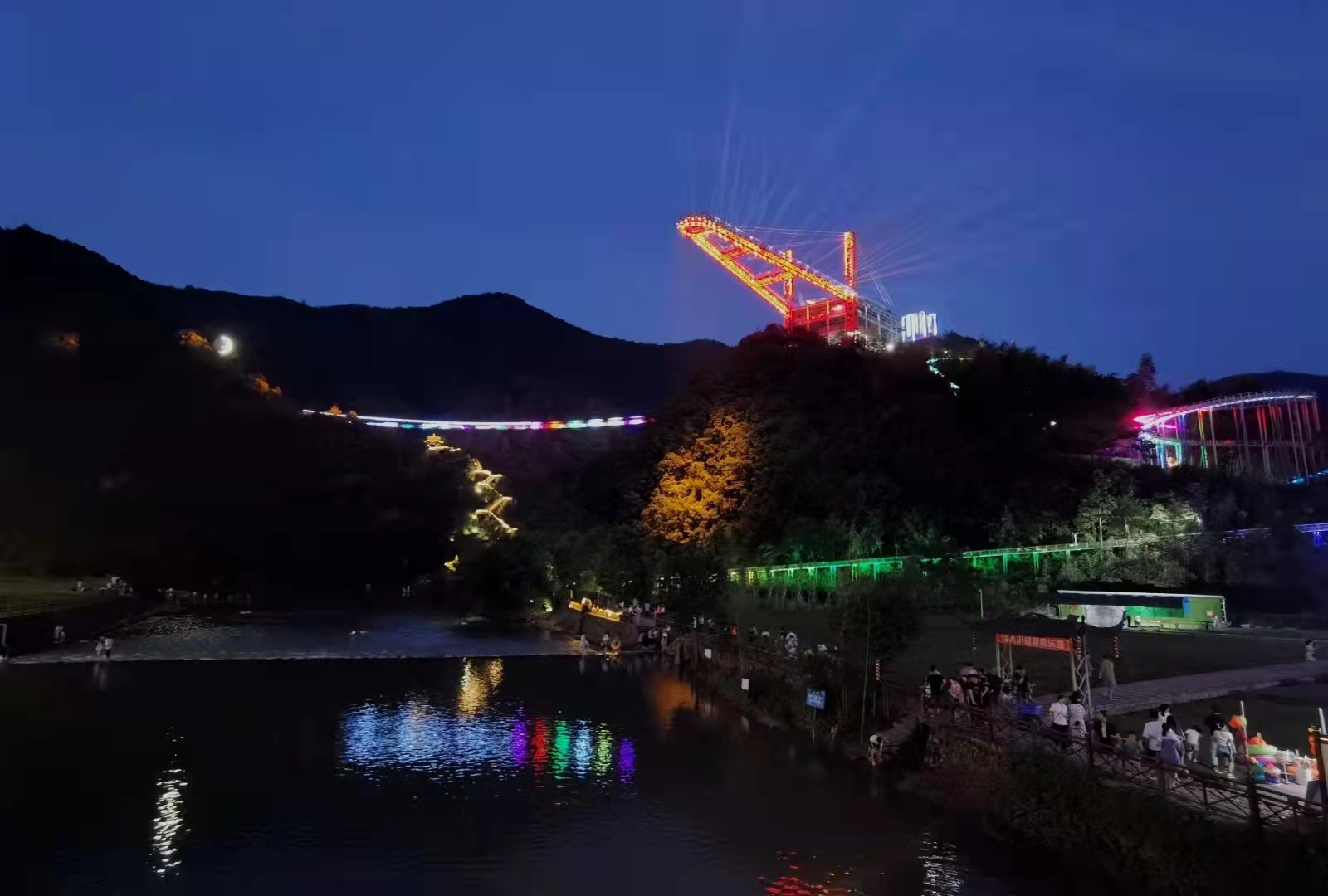 1638520791488957.jpg 浦江上河村鄉村文旅項目夜游火爆.jpg