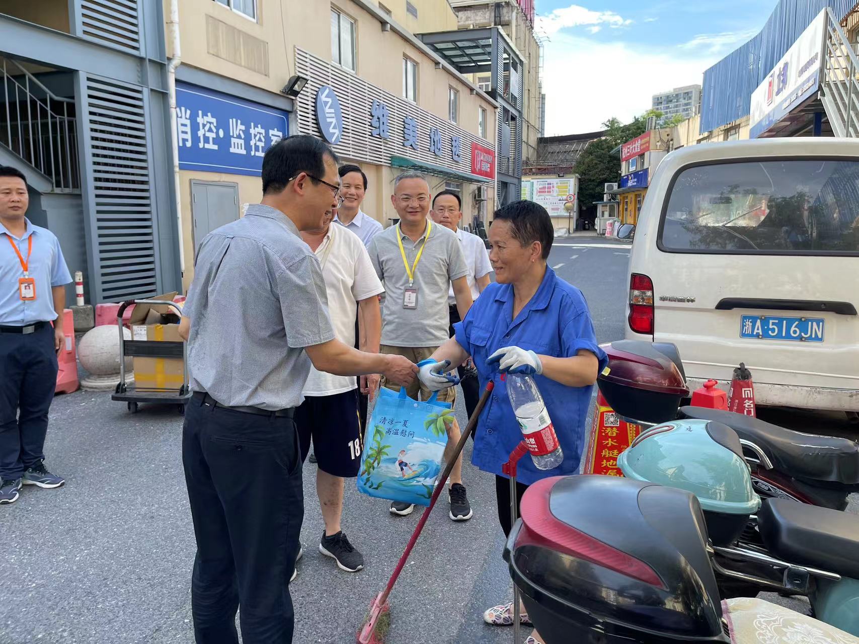 1722245354122734.jpg 1722245354122734.jpg