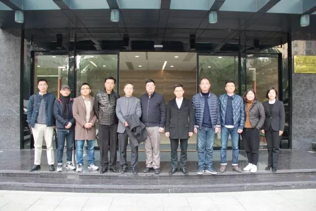 集團公司黨委書記總經理虞岳明赴山水集團洽談合作