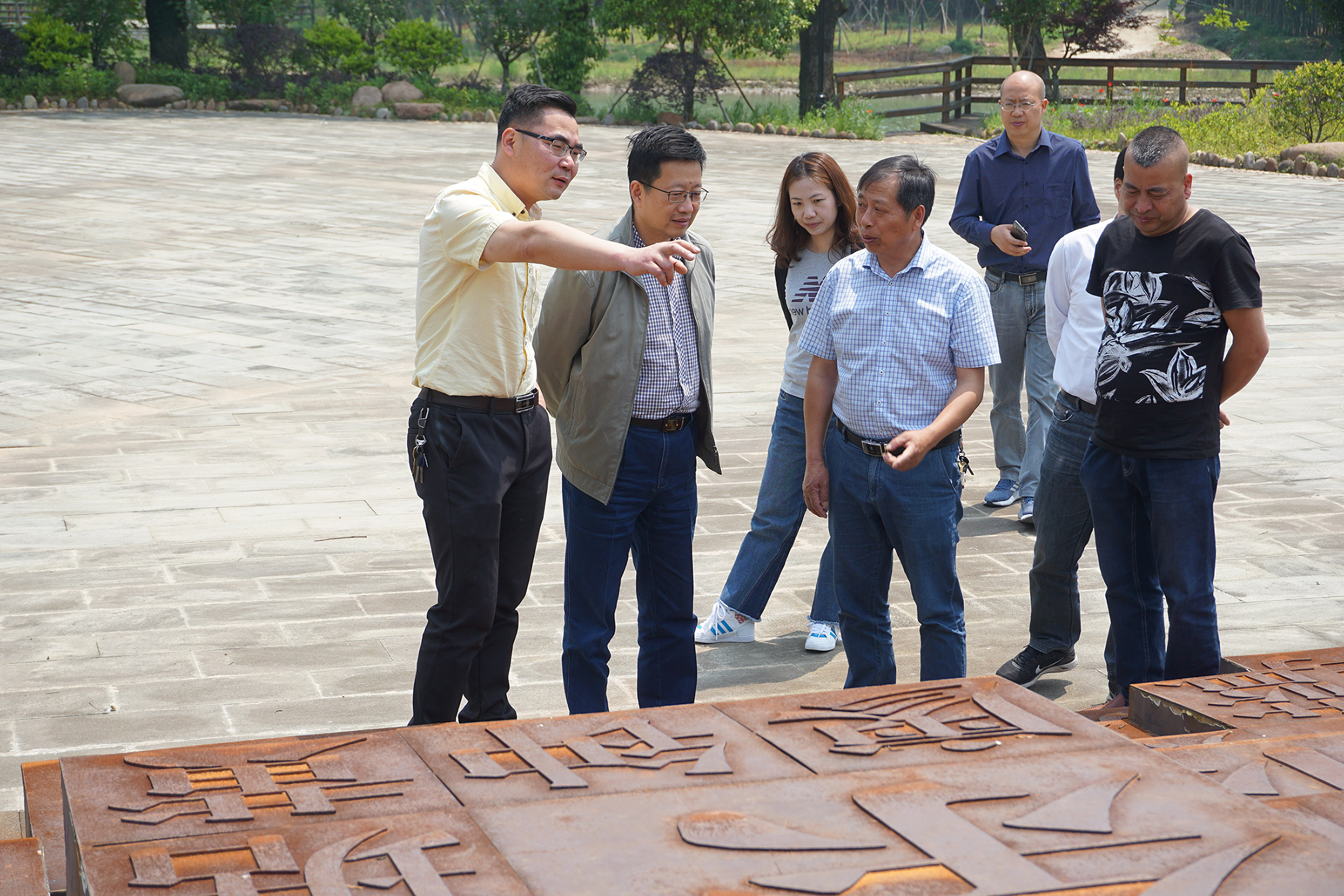 集團公司開展“千企結千村、消滅薄弱村”專項行動
