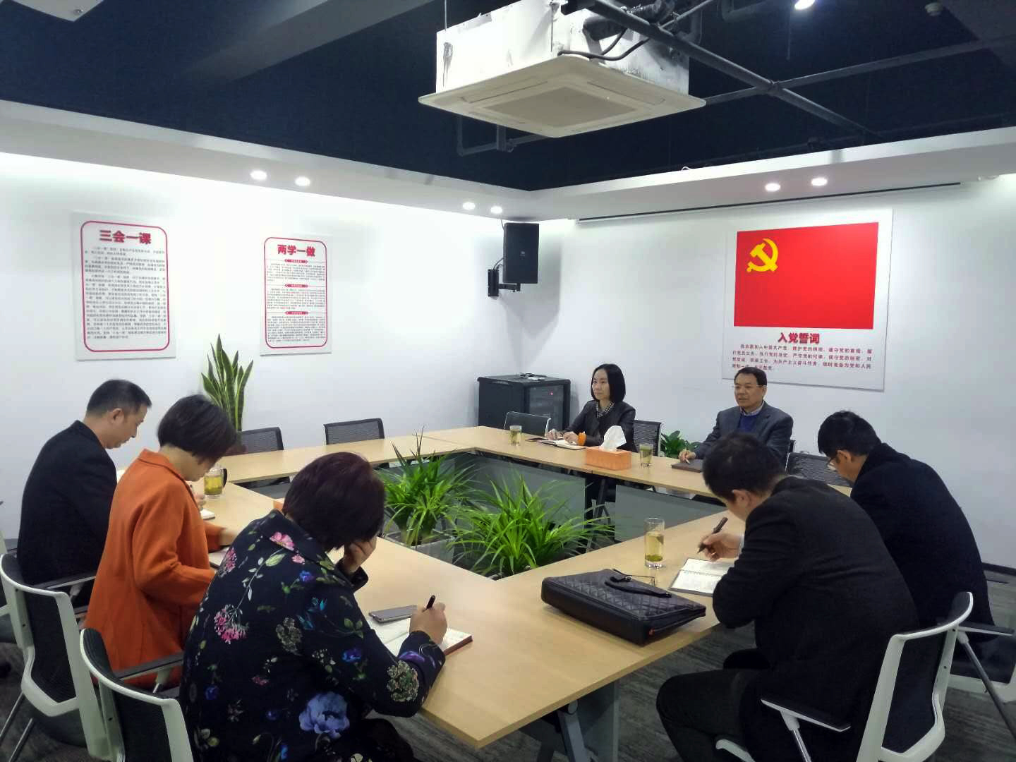 徐旭陽赴商業(yè)公司開展“三服務”活動