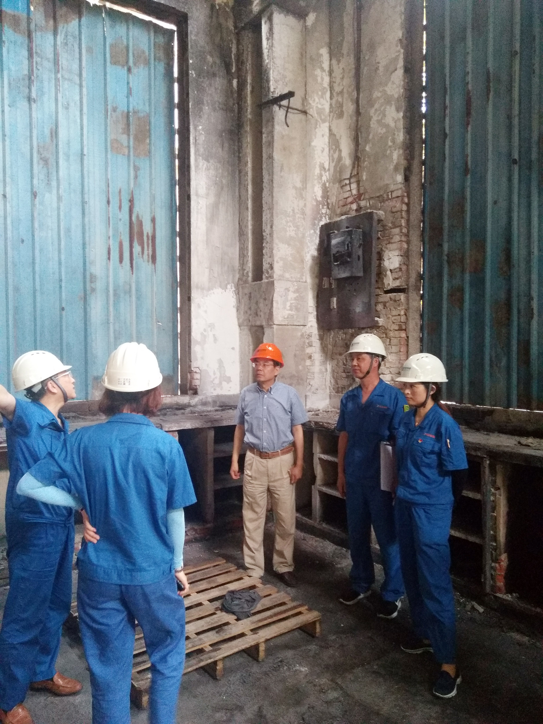 集團公司副總經理徐旭陽赴申達公司開展安全檢查