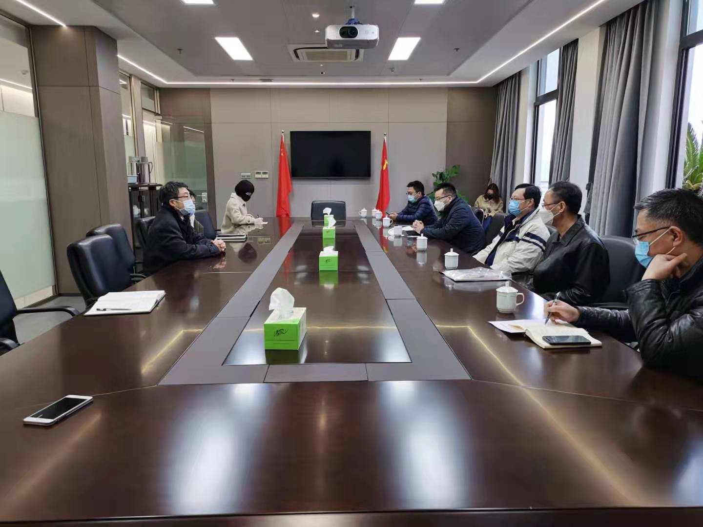 上城區區長金承濤一行走訪二輕集團 開展“三服務”活動